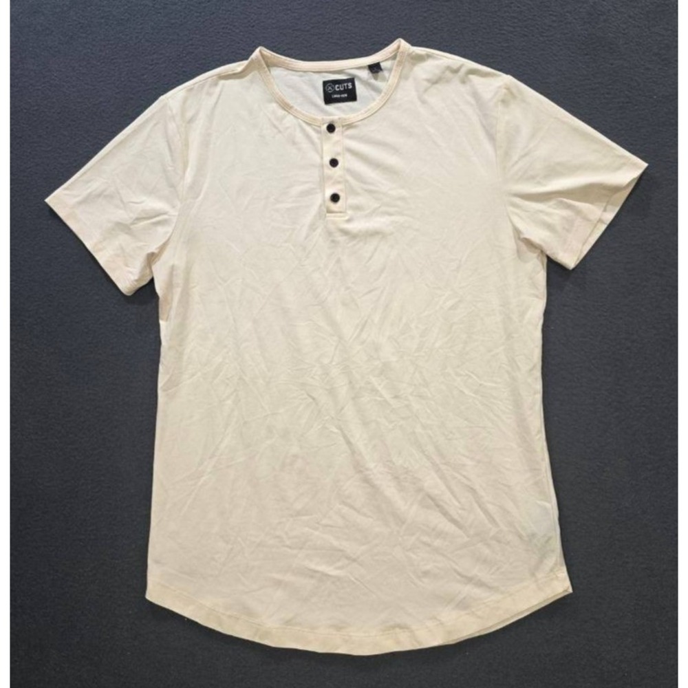 Cuts Clothing Shirt L Beige Short Sleeve Fitted Henley Stretch Pyca Pro A010453